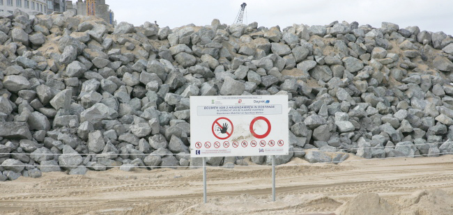 Ulrich Simons - Hafeneinfahrt Oostende 2011